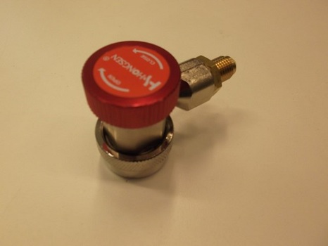 SteyrTek - High pressure connector for AC-machines